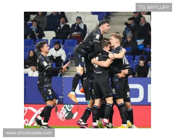 皇家社会战瓦伦西亚名单公布奥亚萨瓦尔与久保建英携手领衔出战